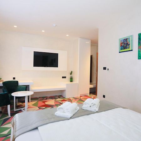 Carpe Diem Boutique Hotel ゼニツァ エクステリア 写真