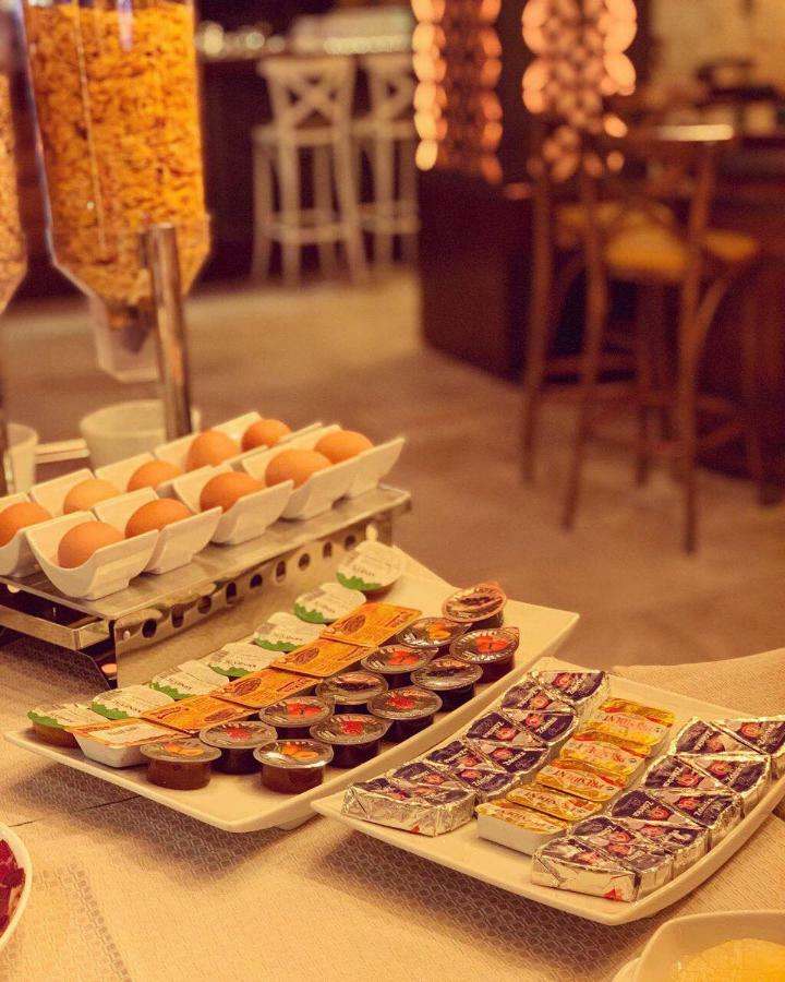 Carpe Diem Boutique Hotel ゼニツァ エクステリア 写真